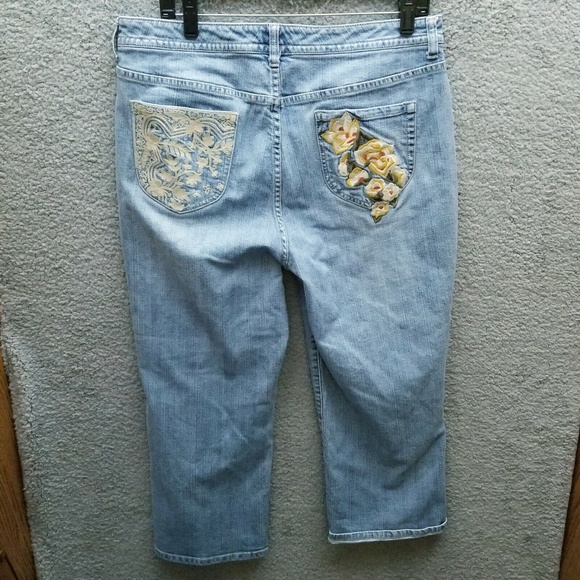 Chico's 25 Platinum Floral Marquis Blue Solid Cropped Jeans 34.5" 23.5" 12" - Picture 7 of 11